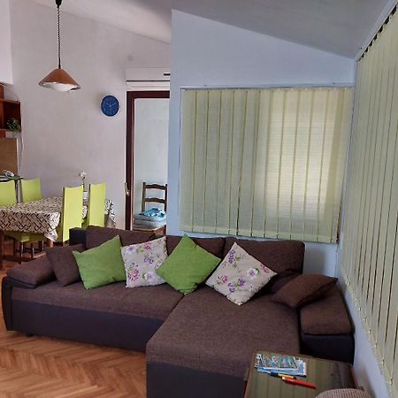 Apartment Silvana Božava Extérieur photo